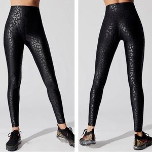 Carbon 38 High Rise Full-length Legging in Leopard Takara Shine (L)